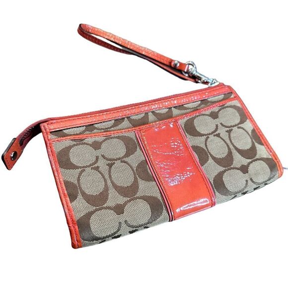 Coach New York Signature Wristlet - Picture 2 of 9